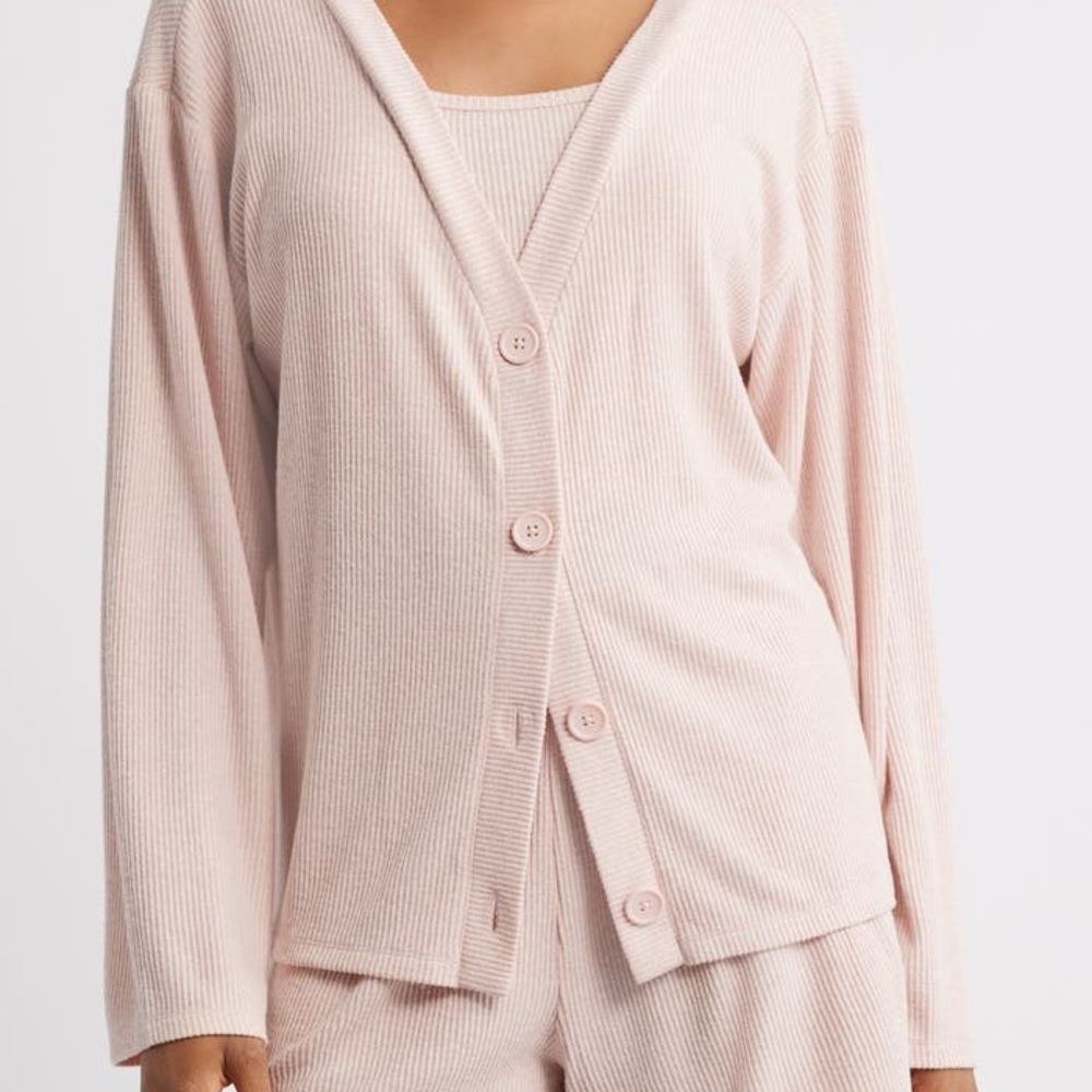Open Edit Comfy Thermal Shortie Pajamas | Size XS - Picture 8 of 8